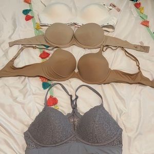 VS 36B bras